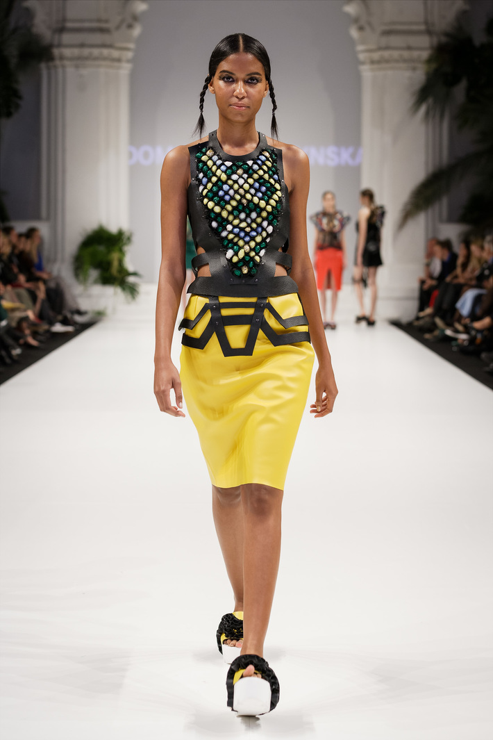 Look 1

Hand-embroidered leather top with a yellow, leather pencil skirt and geometrical, leather belt 